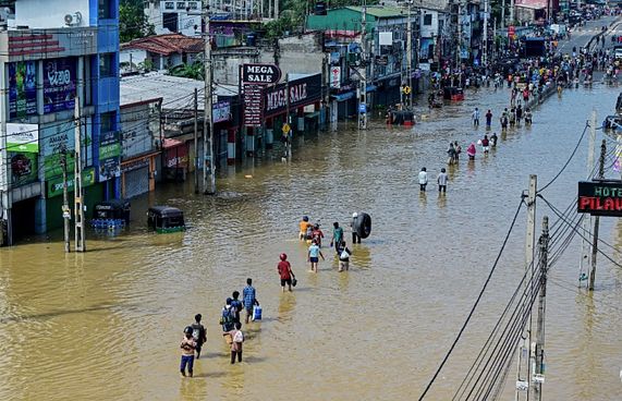 ސިފައިންނާއި ފުލުހުން ލަންކާއަށް 3 މިލިއަން ރުފިޔާ