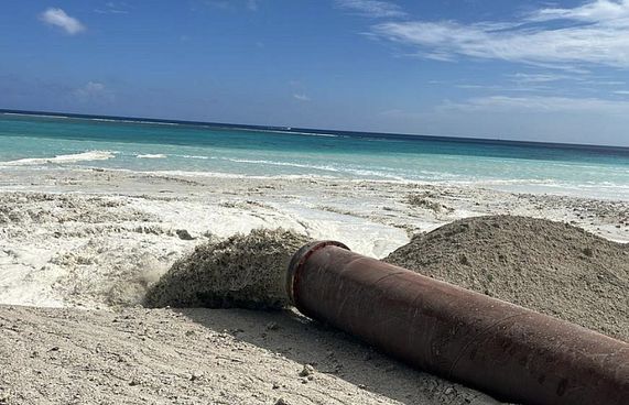 ފަޅު ހިއްކުމުގެ މަޝްރޫއުތަކާ ގުޅިގެން ގިނަ ޝަކުވާތަކެއް