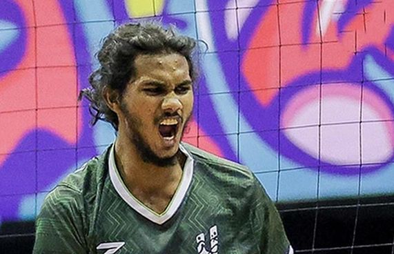 ޝަމާއިލަށް އަދަބު، އޭނާ ކުޅުނު މުބާރާތްވެސް ހުއްޓިއްޖެ