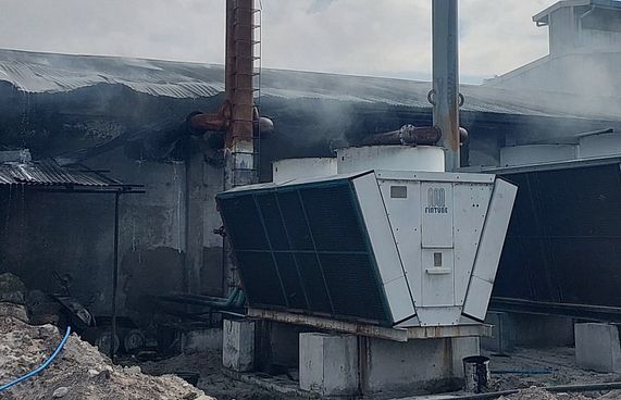 ލ. ގަމުގެ ފެނަކަ އިންޖީނުގޭގައި ރޯވެ އަނދަނީ