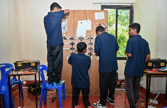 އަހުލާގީ ތަރުބިޔަތުގައި އާއިލާގެ ދައުރު އަދާކުރުން