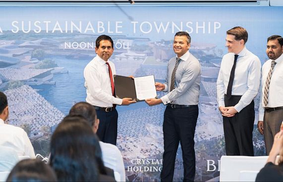 ޓައުންޝިޕް ތަަރައްގީކުރުމުގެ އެއްބަސްވުމުގައި ސޮއިކޮށްފި