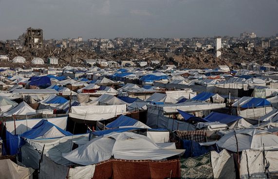 އިޒްރޭލުން ޣައްޒާއަށް ވެރިވެގަތުމުގެ އުދުވާނު ވަރުގަދަކޮށްފި