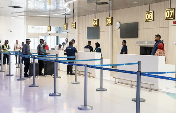 އާ ޓާމިނަލްގެ ސީޕްލޭން ކައުންޓަރުތައް ހުޅުވަނީ