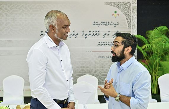 ކުދި ވިޔަފާރިތަކަށް ފަހި ފިޔަވަޅުތަކެއް އަޅަން ފަށަނީ