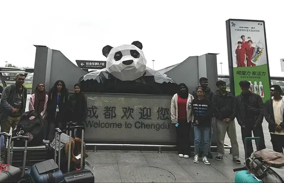 ޗެންގްޑޫ އިން އެކަނި ވެސް ފެނުނީ ޗައިނާގެ ވަރުގަދަކަން