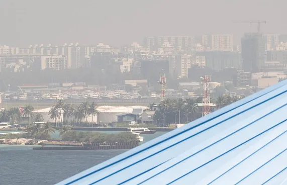 ނުރައްކާތެރި މިންވަރަށް ވައި ނުސާފުވެ ރެޑް އެލާޓުގައި