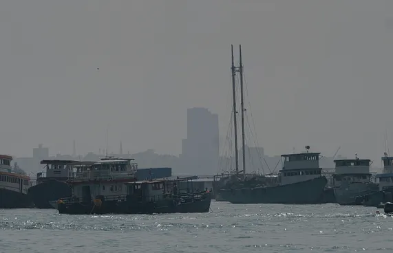 ވައިނުސާފުވާ މައްސަލަ ހައްލުކުރަން މަޝްވަރާއެއް ނުކުރޭ