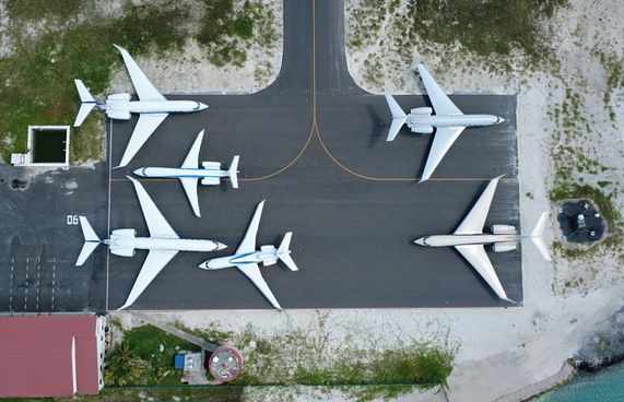 ޕްރައިވެޓް ޖެޓުތަކުގެ މައި ޖަގަހައަށް މާފަރު އެއާޕޯޓު