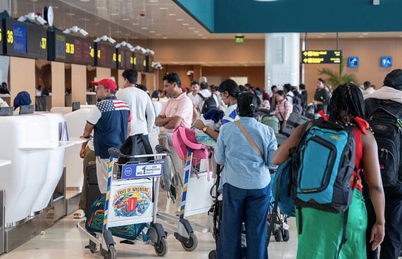 އެއާޕޯޓު ޑިވަލޮޕްމެންޓް ފީ އިން 1.9 ބިލިއަން ރުފިޔާ