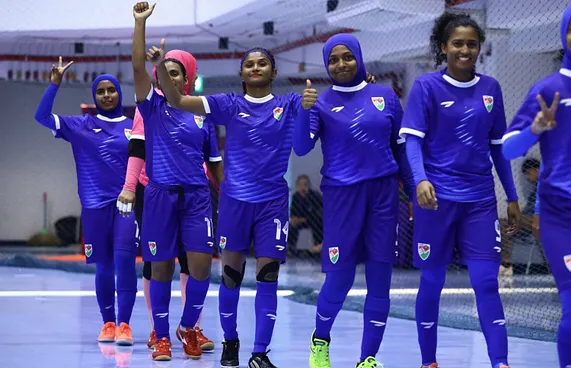 މެޗަކަށް ފަހު މެޗަކުން ރާއްޖެއަށް ކުރިއެރުން