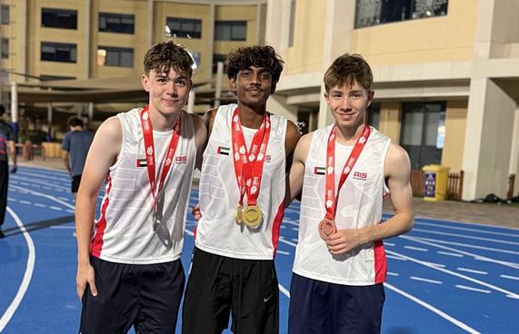 ދުބާއީގައި ރާއްޖޭގެ ނާއިކް އަށް ދެ ރަން މެޑަލް