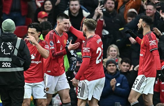 ޔުނައިޓެޑުން މި ފަހަރު މޮޅުވީ "ފާގީ ޓައިމް" ގައި