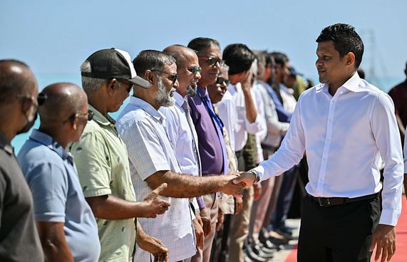 "ރައީސަށް އެއްބާރުލުން ދެވޭ ވިސްނުމަށް ޖާގަދޭން ޖެހޭ"