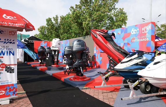 މެރިން އެކްސްޕޯގައި ޔަމަހާގެ ސްޓޯލުން އަގުހުރި އިނާމުތަކެއް!