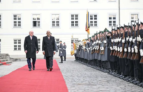 ޖަރުމަނުން ރައީސް މުއިއްޒަށް ރަސްމީކޮށް މަރުހަބާ ކިޔައިފި