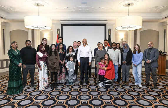 ޖަރުމަނުގައި ދިރިއުޅޭ ދިވެހިންނާ ރައީސް ބައްދަލުކުރައްވައިފި