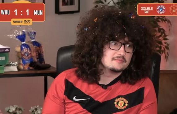 ސަޕޯޓަރުގެ ބޮލެއް ޔުނައިޓެޑަކަށް ނުކޮށުވުނު