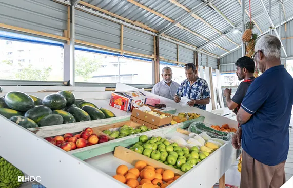 ރޯދަމަހަށް ހުޅުމާލެ 2ގައި ހެދި ވަގުތީ މާރުކޭޓު ހުޅުވައިފި