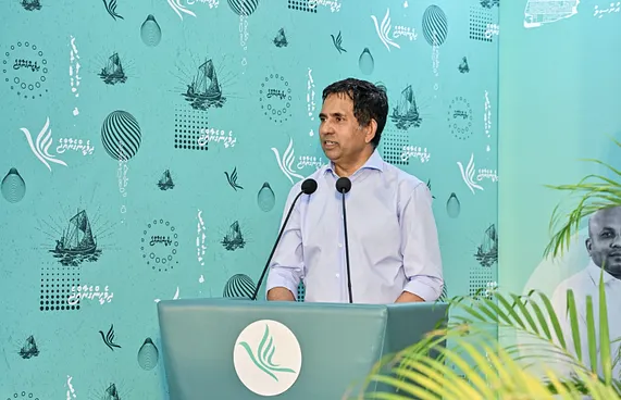 "އިންތިހާބު ކާމިޔާބުކުރަން އުޅެނީ އާ ވިސްނުމެއް ނެތް ބައެއް"