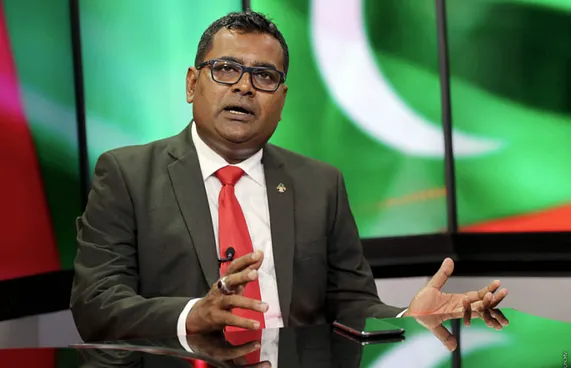 ހުކުމްކުރީ ބަލަންޖެހޭ ކަންކަމަށް ނުބަލާ: ނަޝީދު