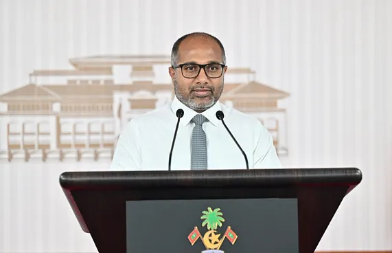 ބޮޑީ ސްކޭން މެޝިނާއެކު ސްކޭމް މައްސަލަ ހައްލުވާނެ: އިހުސާން