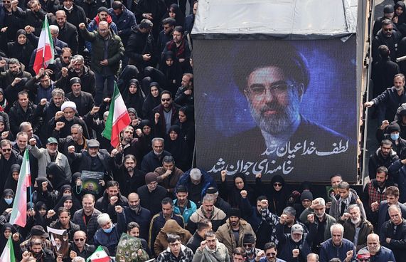 ބަދަލު ނުދީފި ނަމަ އެވަރުގެ ގެއްލުމެއް ދޭނަން: މުޖްތަބާ