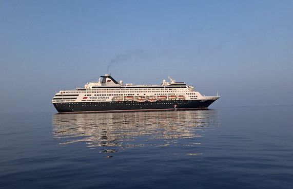 ޓޫރިސްޓު ކްރޫސްޝިޕް އުލިގަމަށްފަހު މާލެއަށް