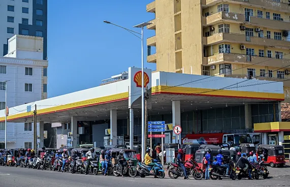 ހަރަދު ކުޑަކުރަން ލަންކާގެ މަސައްކަތު ހަފުތާ ހަތަރު ދުވަހަށް ބަދަލުކޮށްފި