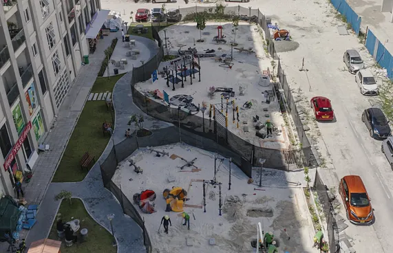 ސްޓެލްކޯ ފްލެޓު ސަރަހައްދުގައި ކުޑަކުދިންގެ ޕާކަކާއި ޖިމެއް