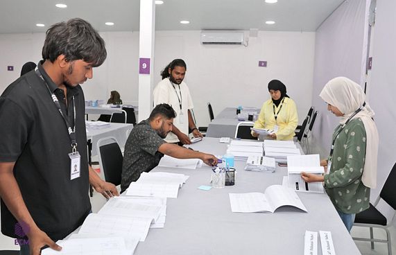 ވޯޓާސް ލިސްޓުގައި ސޮއިކުރަން އިތުރު ދުވަހެއް ދީފި