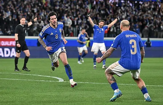 ވޯލްޑްކަޕާ ގުޅޭ ނޮކައުޓްމެޗަކުން 20 އަހަރަށްފަހު އިޓަލީ މޮޅު