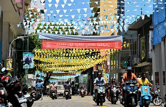 ވޯޓާސް ލިސްޓު، ޕާޓީތަކާއި ކެންޑިޑޭޓުންނާ ހިއްސާކުރި: އީސީ