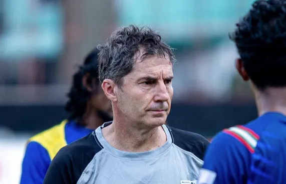 އުރުބާނީގެ ފުރަތަމަ ސްކޮޑުގައި އުމުރުން ދޮށީ ގިނަ ކުޅުންތެރިންތަކެއް ހިމެނީ ކީއްވެ؟