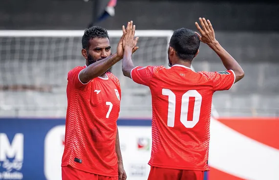 ދަގަނޑޭ ހޯދައިދިން ޕެނަލްޓީން ރާއްޖެ ފަހަތުން އަރައި މޮޅުވެއްޖެ