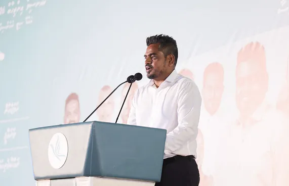 އައްޑޫ ކައުންސިލަކީ ނުފޫޒެއް ނެތް ތަނަކަށް ވާންޖެހޭ:މުޝްރިފް