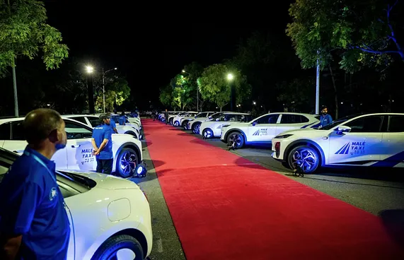 ހިލޭ ދަތުރުތަކަށް ފަހު މާލެ ޓެކްސީން އަގު ނަގަން ފަށައިފި