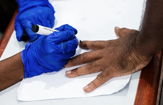 ތިން އިންތިހާބުގެ ވޯޓް: ގިނަ އަދަދެއްގެ ބަޔަކު ވޯޓުލައިފި