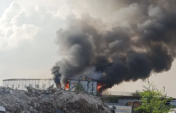 ހުޅުމާލެ3ގައި ހުރި ކުރީގެ އެކޮމޮޑޭޝަން ބްލޮކެއްގައި ރޯވެއްޖެ