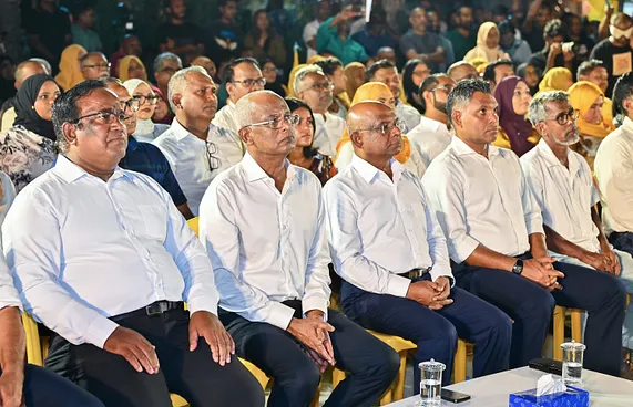 ޗެއާޕާސަންނަށް ލަފާދޭން ފަސް ލީޑަރުންގެ ކޮމެޓީއެއް ހަދަނީ