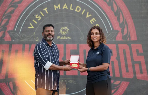 އެންމެ ގިނަ އެތުލީޓުންނާ އެކު އޯޝަން މޭންއަށް ރެކޯޑެއް