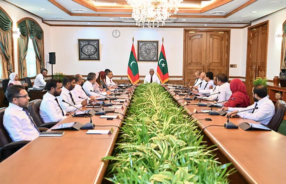 ކެބިނެޓަށް ބަދަލު ގެނައީ އިންތިހާބާ ގުޅިގެން: މުންދު