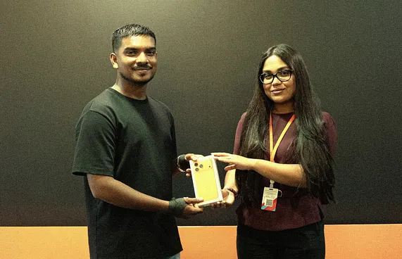 ޑީޖީޖީއިން ދޭ އައިފޯނުގެ ނަސީބުވެރިޔާ ހޮވައިފި