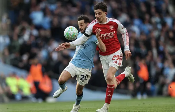 އާސެނަލްގެ އުއްމީދު ފަނޑުކޮށް ސިޓީ ކުރިއަށް ޖެހިލައިފި