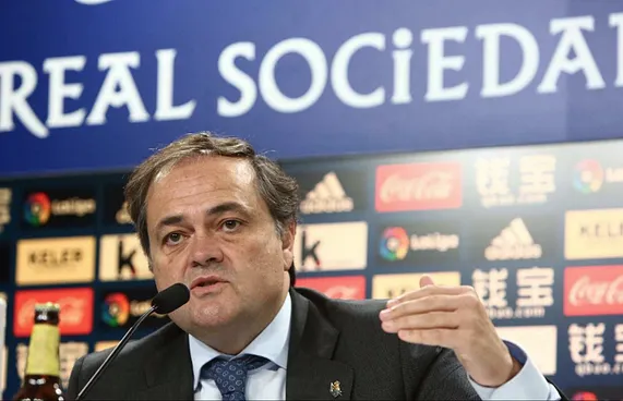 އޭއައިއަށް ނޫއިތުބާރުނުކުރެވުމުން ސޮސިއެޑާޑްގެ ރައީސް އުފާވޭ