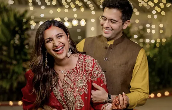 ބީޖޭޕީއަށް ފާޑުކިޔާ ޕަރީގެ ފިރިމީހާ އެ ޕާޓީއާ ގުޅިއްޖެ