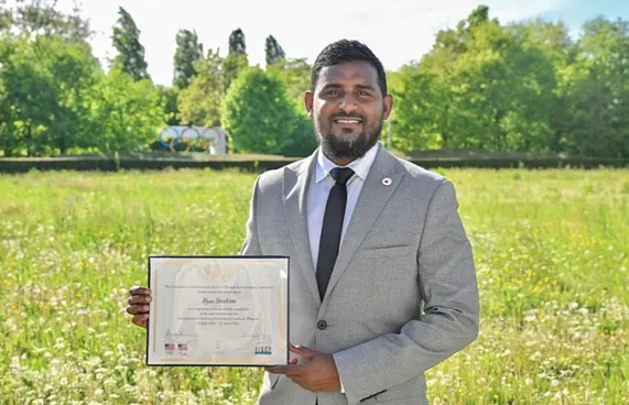 އިލްޔާސް ބާސްކެޓުގެ ޝަރަފްވެރި ޕްރޮގްރާމެއް ފުރިހަމަކޮށްފި