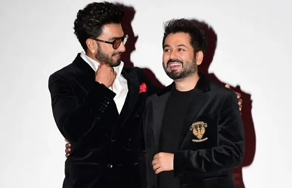 ރަންވީރާއި އަދިތުޔަ އިތުރު ފިލްމެއްގެ މަސައްކަތް ކުރަނީ