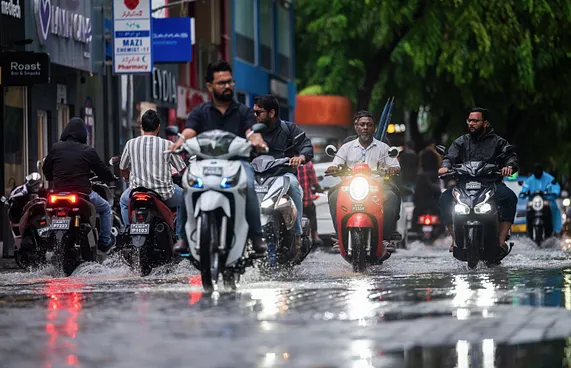 ވާރޭވެހޭއިރު އެއްގަމު އުޅަނދު ދުއްވާއިރު ސަމާލުވާން އެދިއްޖެ