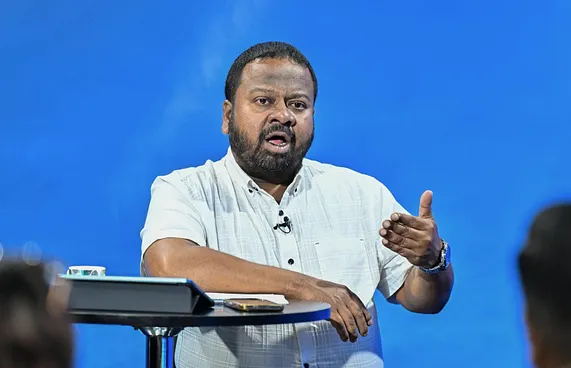 ލިބުނު ލުޔާ އެކު ޔޫކޭ މާކެޓްގައި ކުރިއެރުން ލިބޭނެ: މުންދު